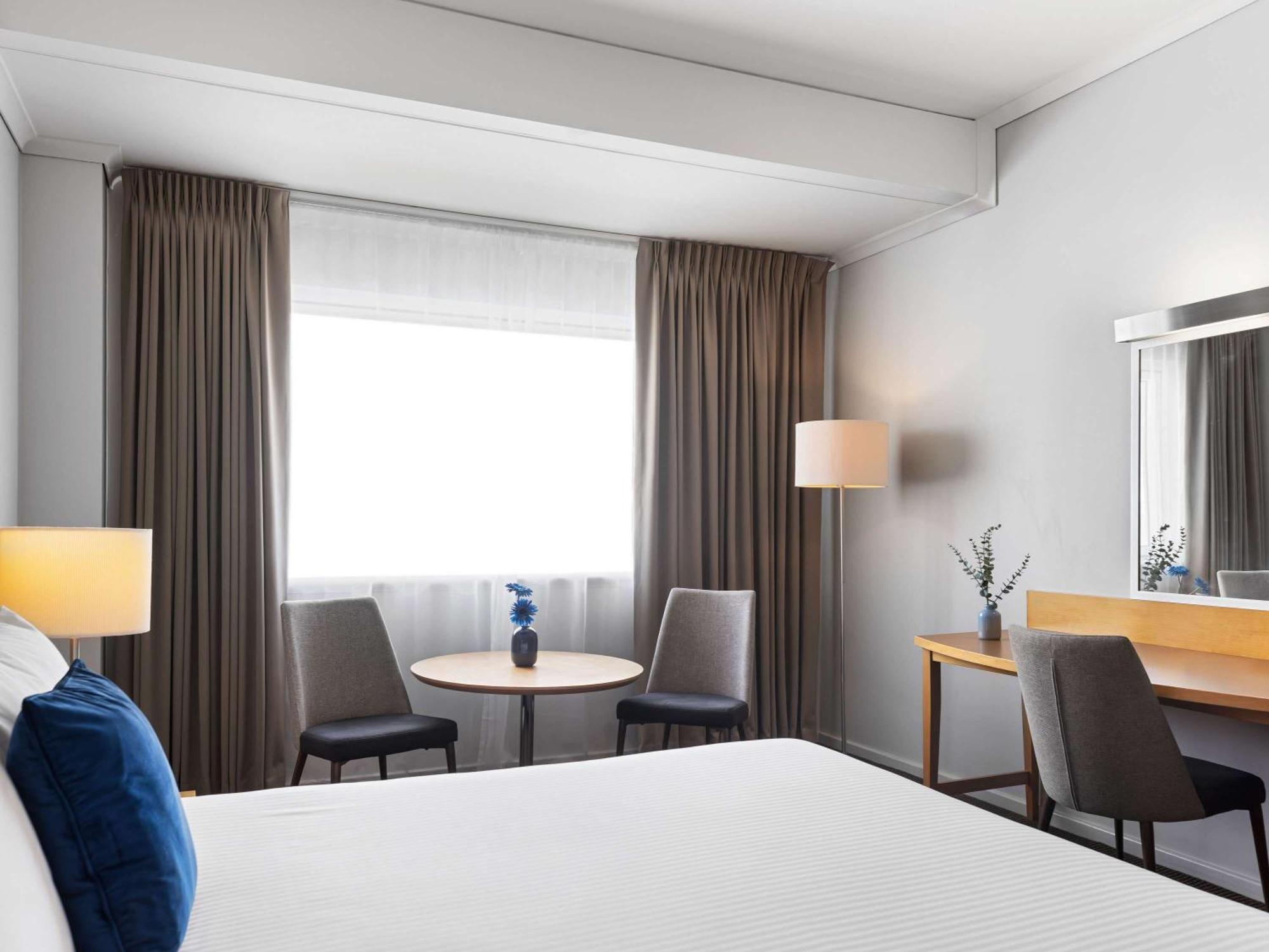 Novotel Perth Langley Eksteriør billede