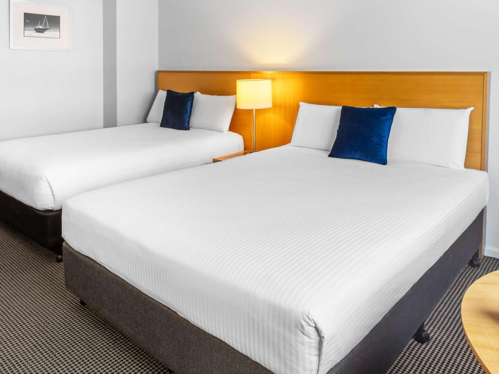 Novotel Perth Langley Eksteriør billede