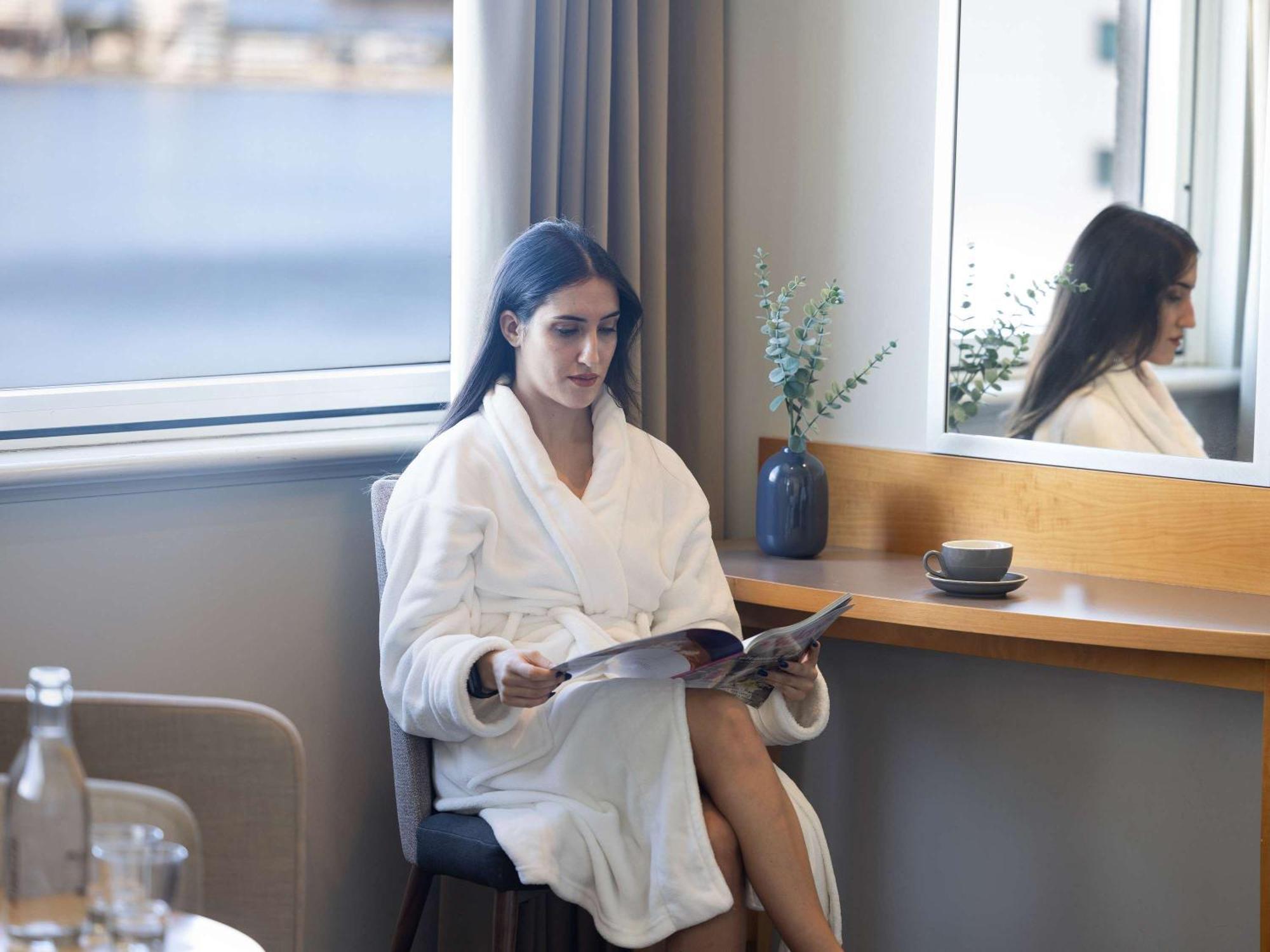 Novotel Perth Langley Eksteriør billede